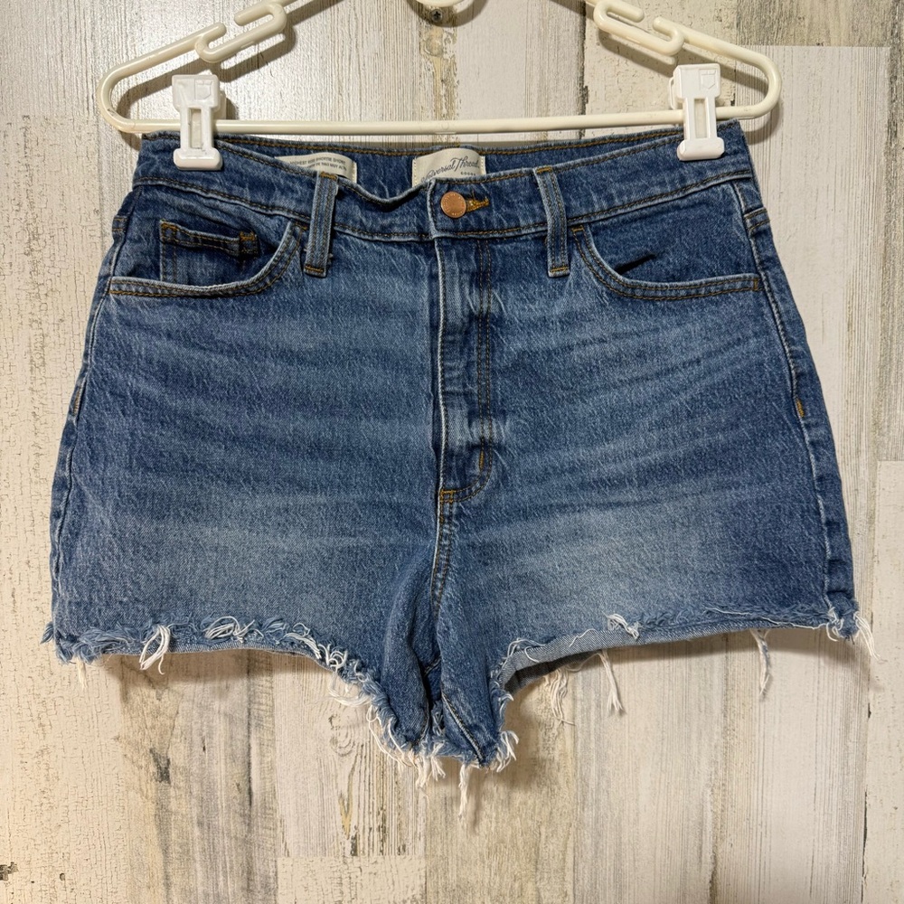 Universal Thread Distressed Blue Jean Shorts - Picture 2 of 10